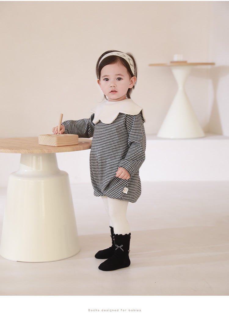 Elegant Bow Edge Socks