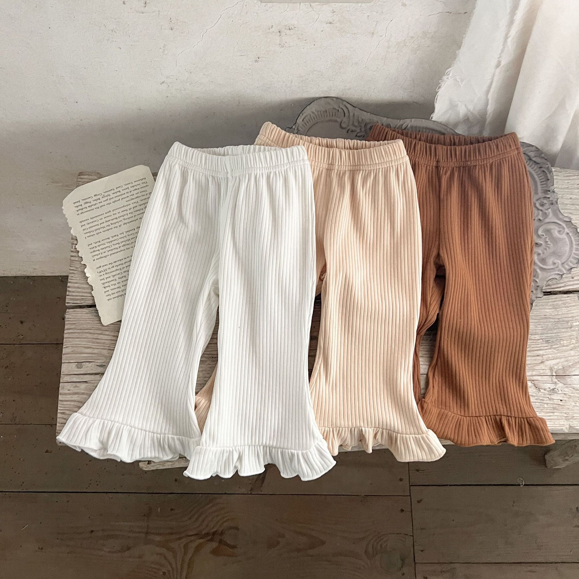 Ribbed Flare Leggings