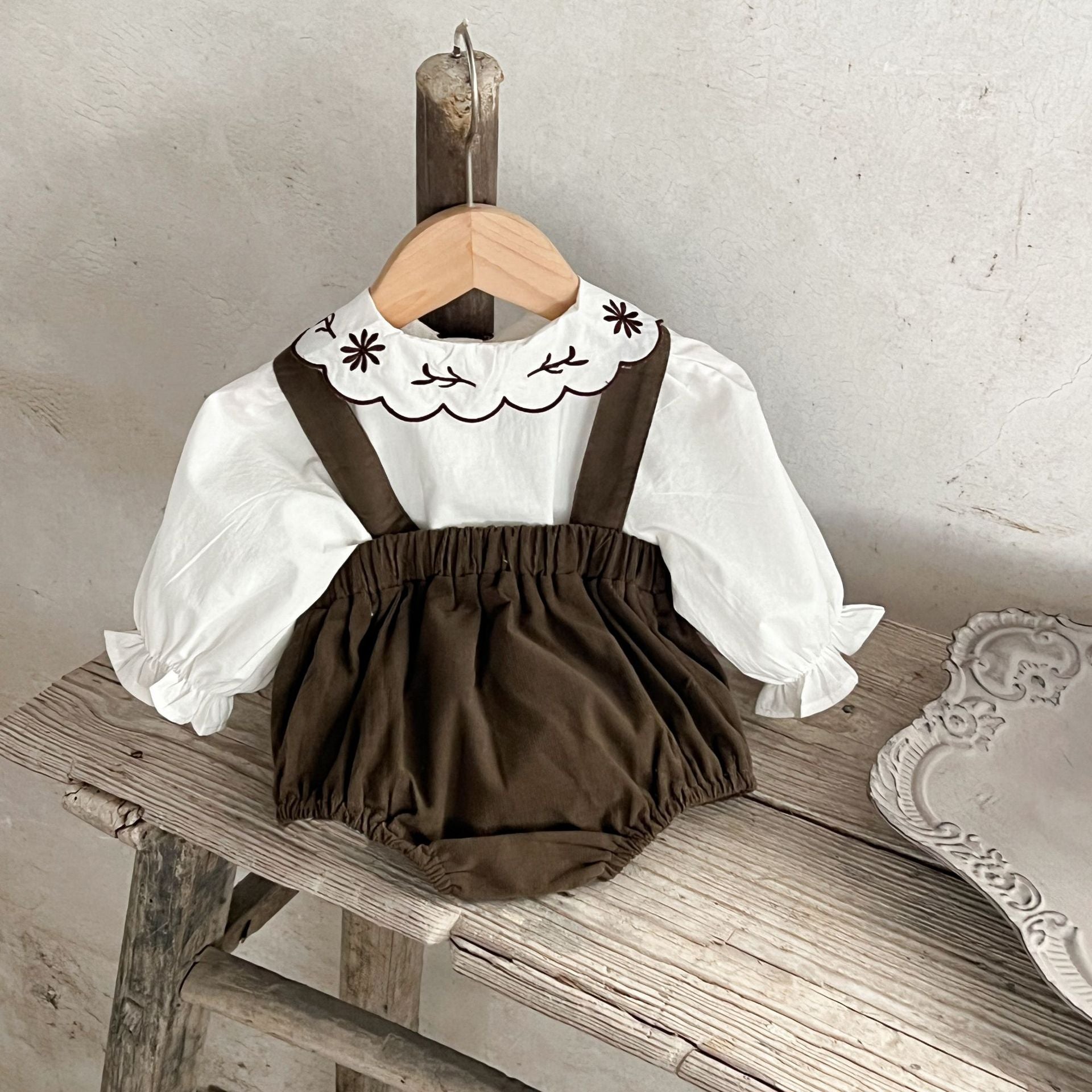 Embroidered Collar & Suspender Set