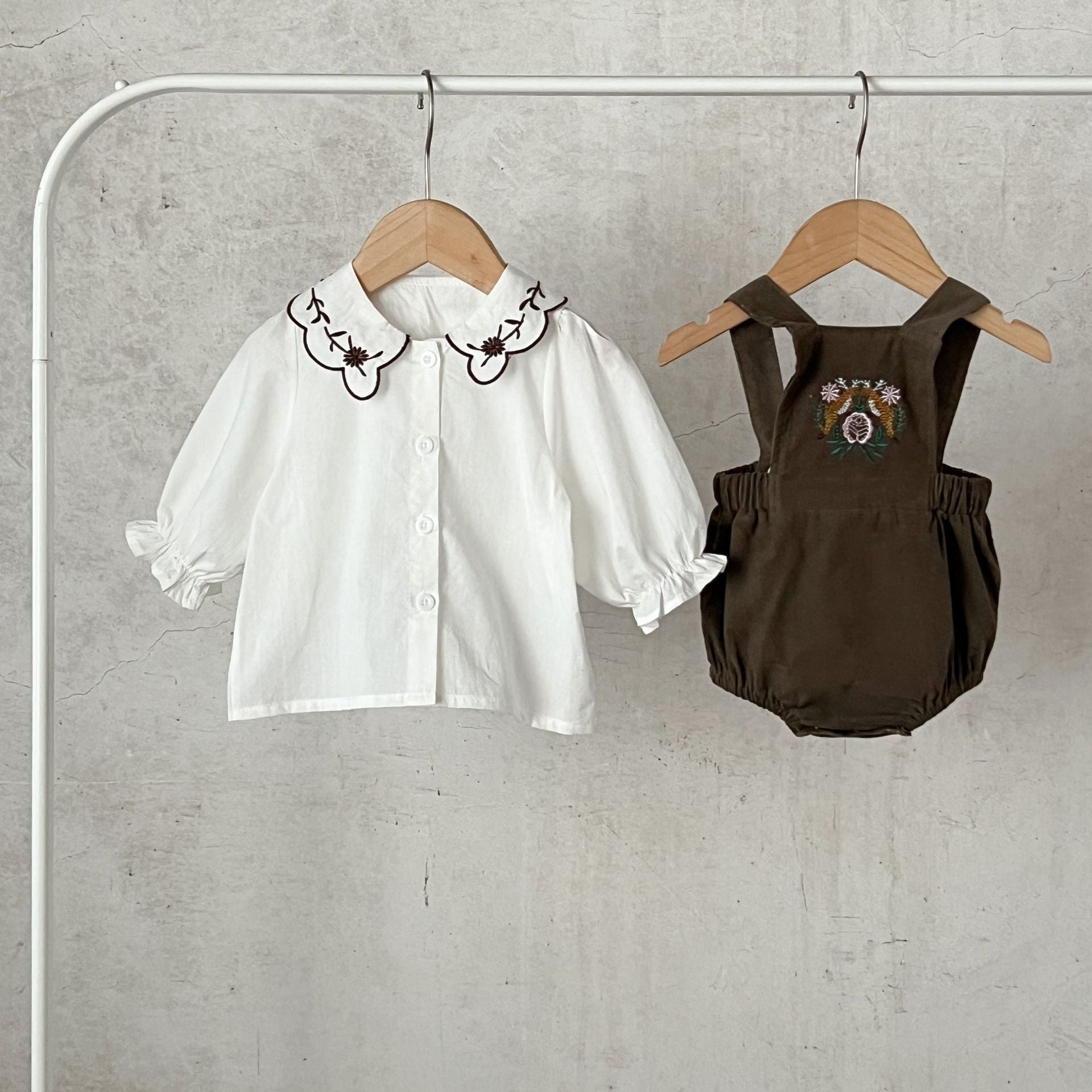 Embroidered Collar & Suspender Set