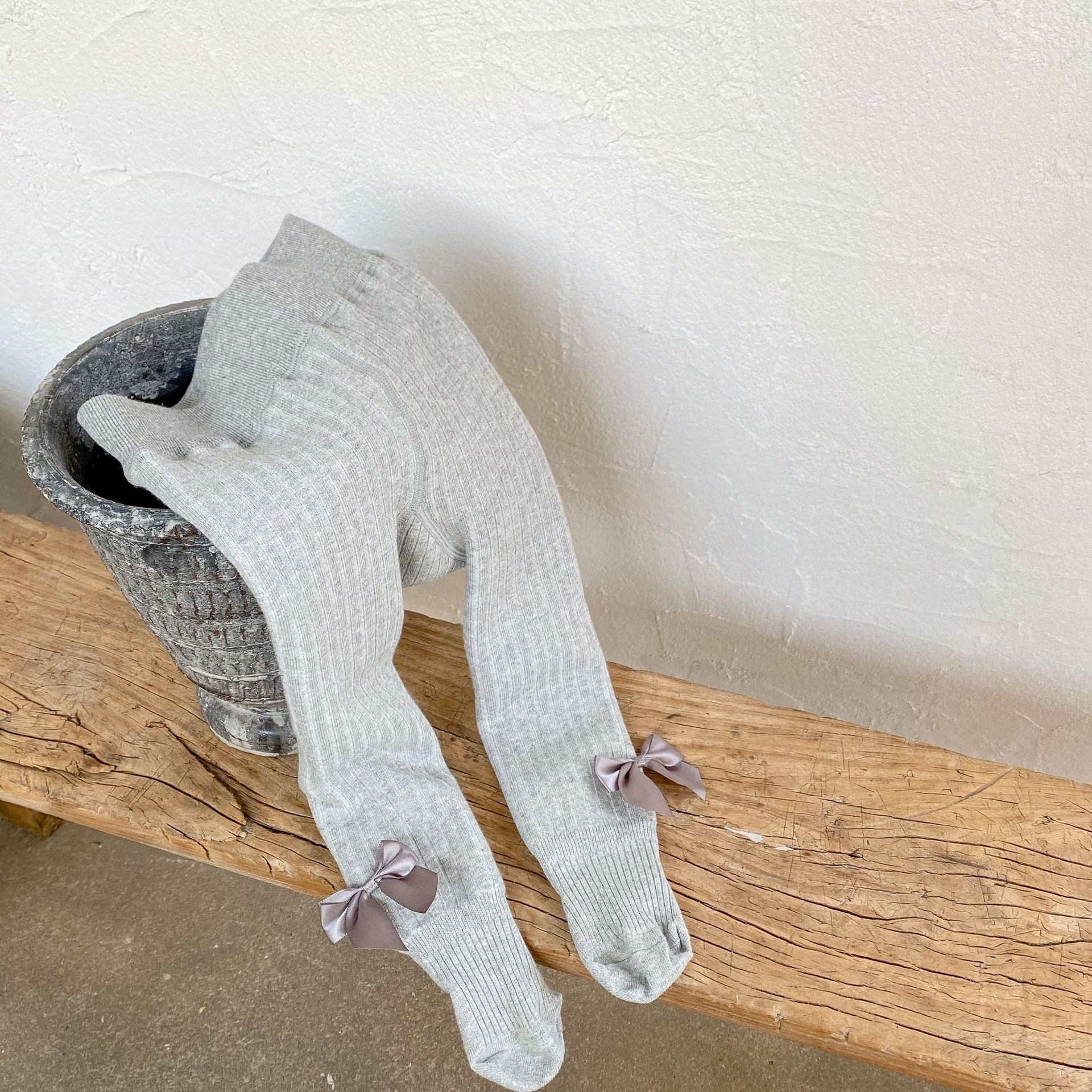 Fleece-Lined Bow Leggings